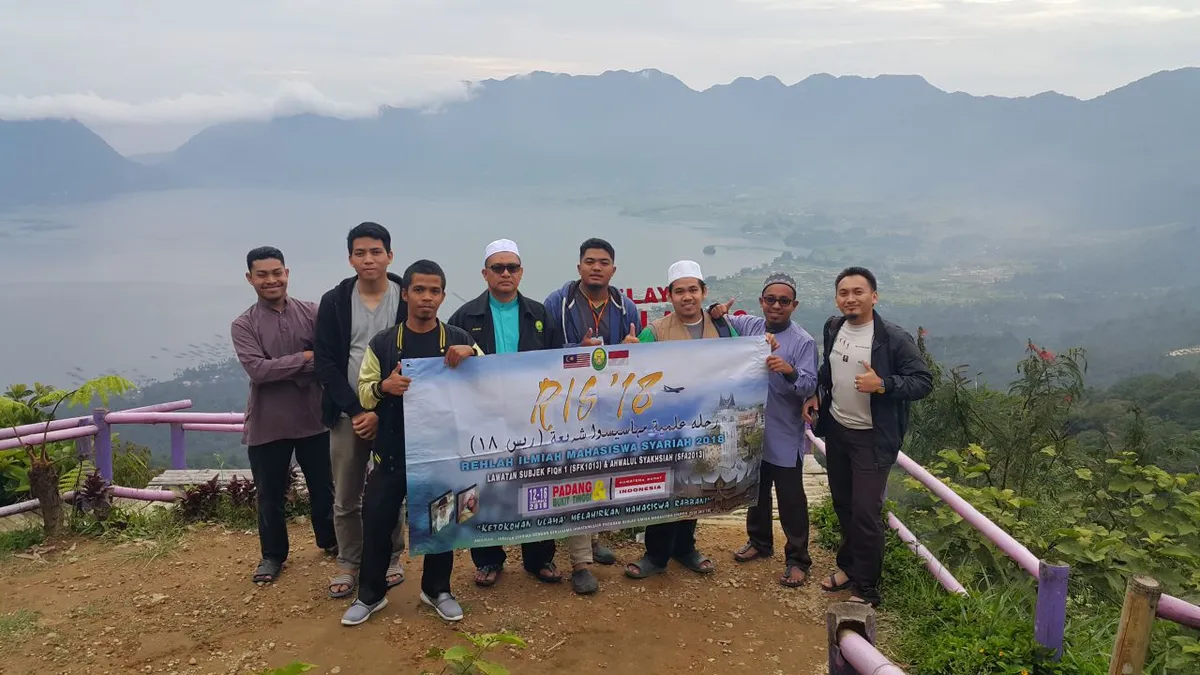 Padang+Bukitinggi-Lepas itu kita teruskan lawatan ke Puncak Lawang