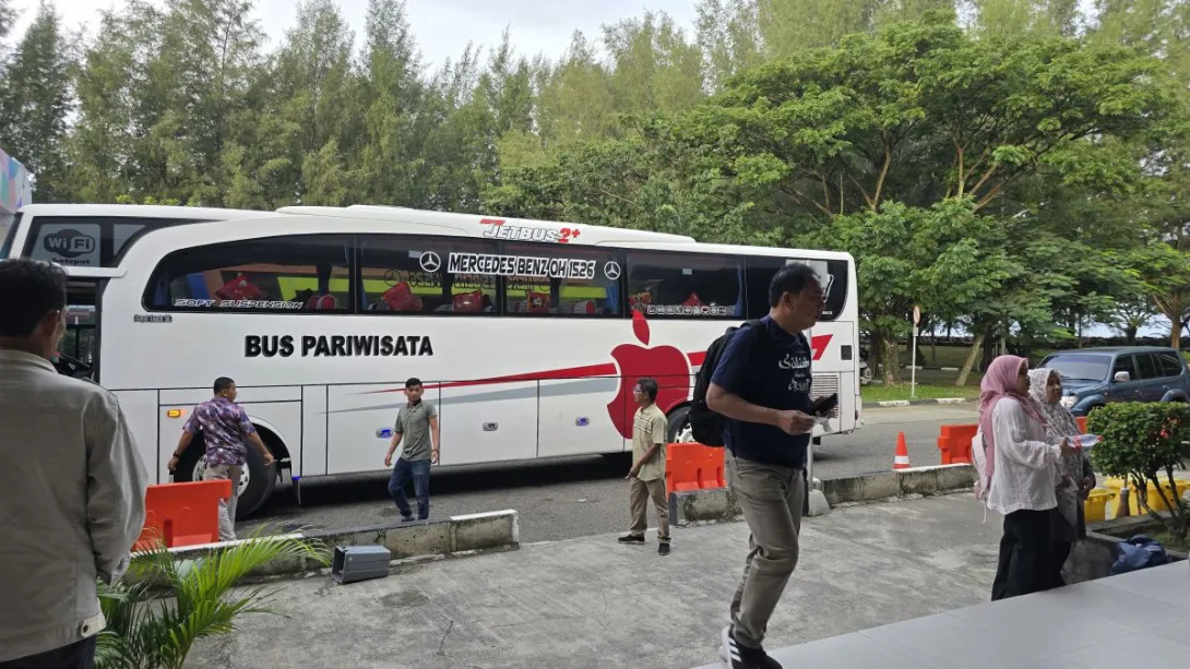 Pengunaan bas yang selesa