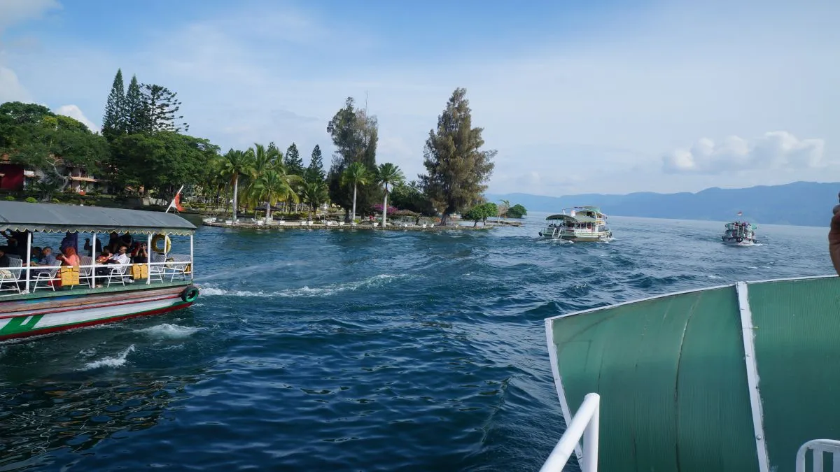 Medan - Lake Toba 3H2M
