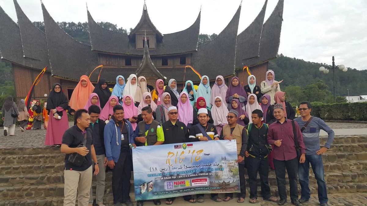 Padang-Bukittinggi 3H2M