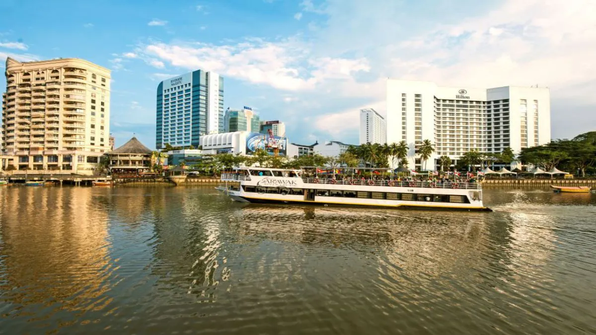 Pakej Lawatan ke Kuching